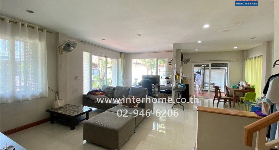 For sale 3 ベッドルーム house in Bang Khun Thian, Bangkok