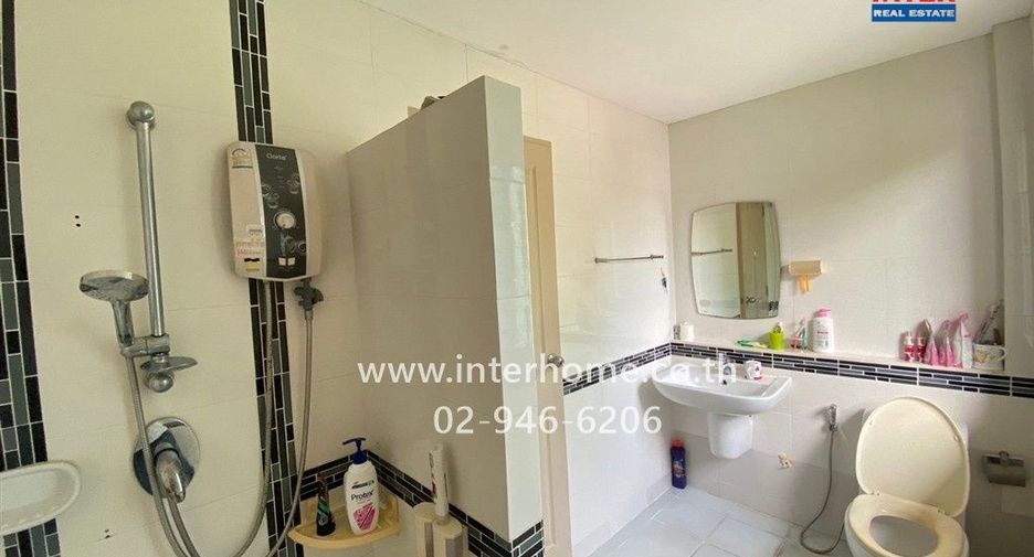 For sale 3 ベッドルーム house in Bang Khun Thian, Bangkok