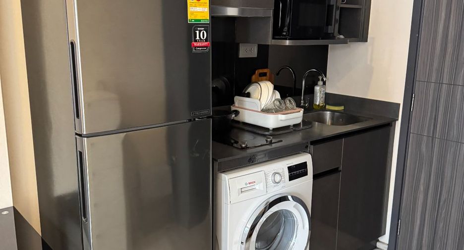 For rent 1 bed condo in Khlong Toei, Bangkok