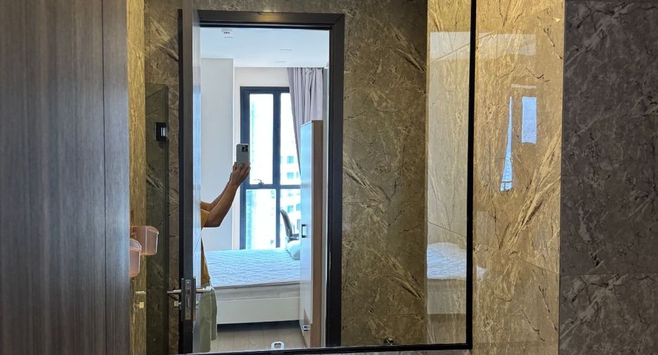 For rent 1 bed condo in Khlong Toei, Bangkok