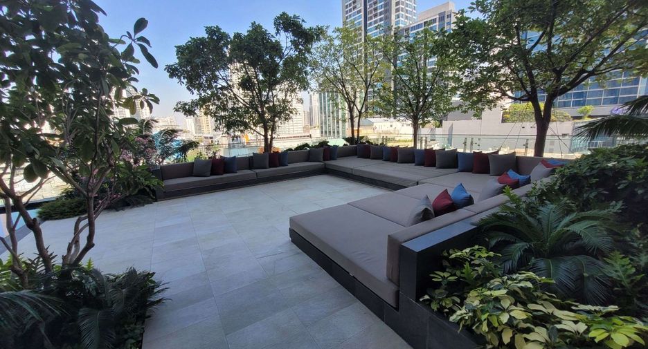 Condo en alquiler de 2 habitaciones en Khlong Toei, Bangkok
