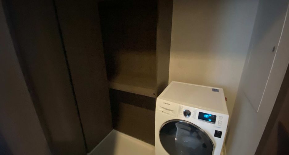 Condo en alquiler de 2 habitaciones en Khlong Toei, Bangkok
