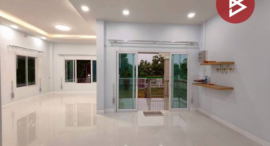 Casa en venta de 2 habitaciones en Ban Lat, Phetchaburi