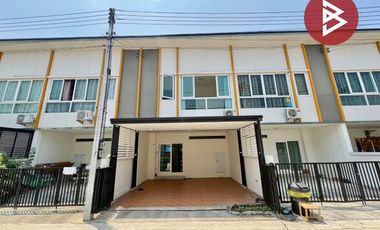 À vendre 4 chambres maison de ville à Sam Phran, Nakhon Pathom