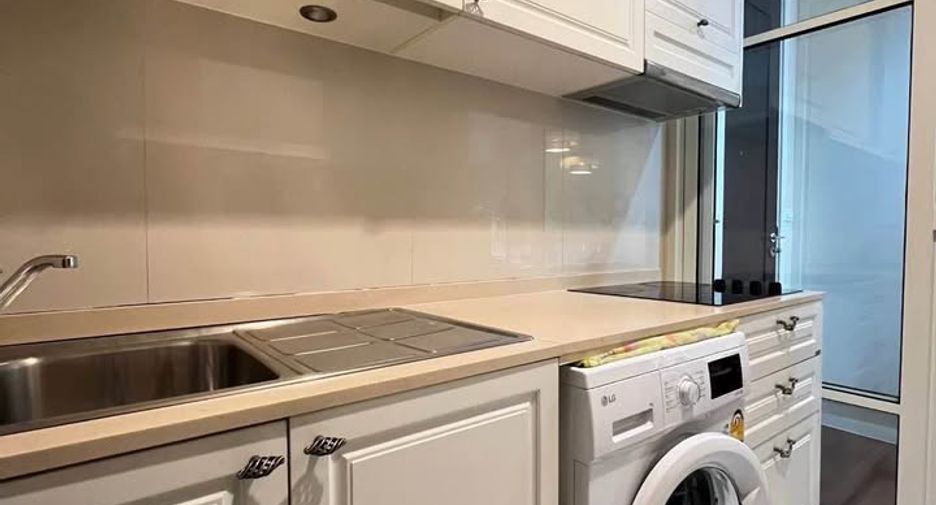 Wohnung zur Miete mit 2 Zimmer in Watthana, Bangkok