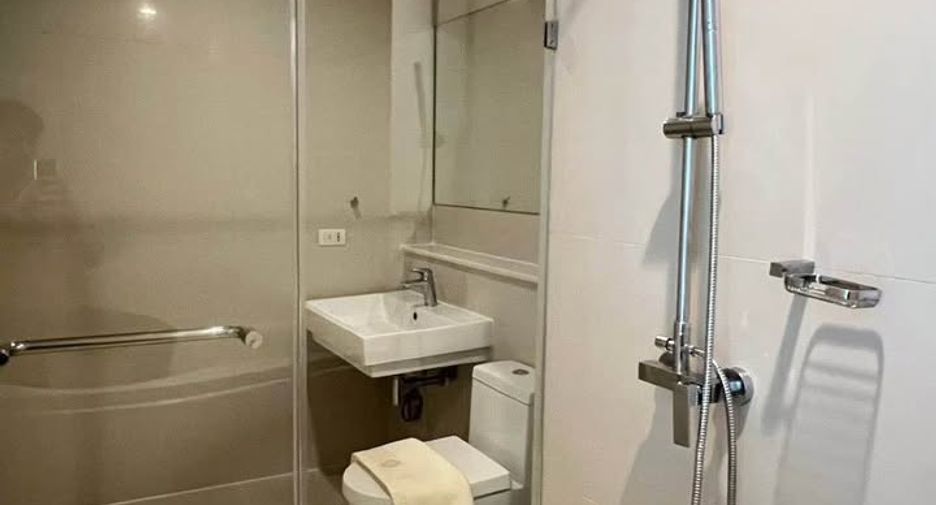 Wohnung zur Miete mit 2 Zimmer in Watthana, Bangkok