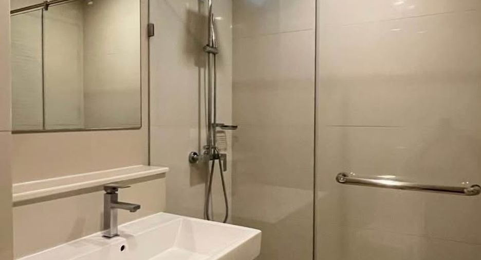 Wohnung zur Miete mit 2 Zimmer in Watthana, Bangkok