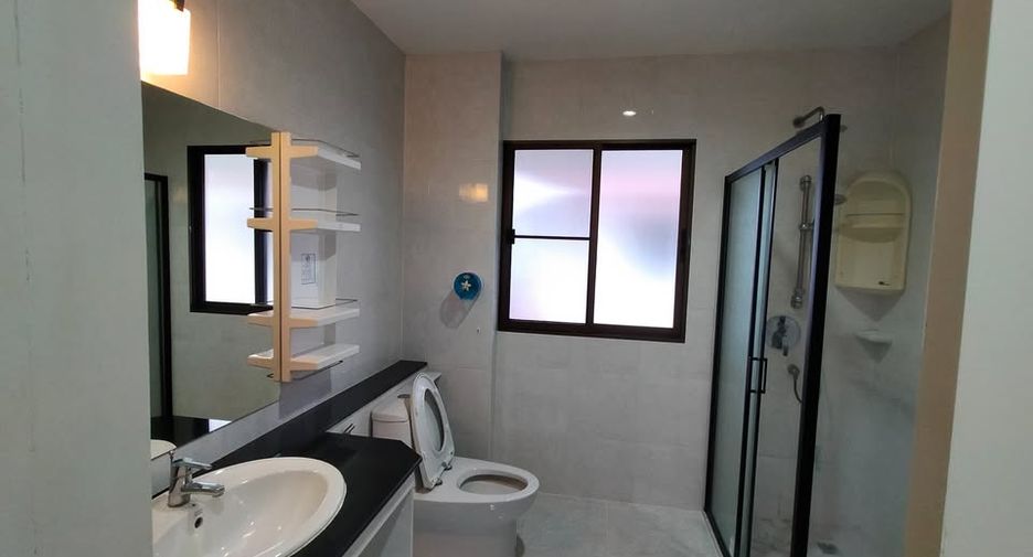 For rent 3 bedrooms house in Hang Dong, Chiang Mai