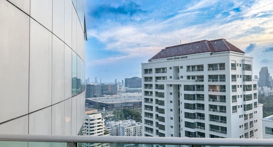 Wohnung zur Miete und zum Kauf mit 3 Zimmer in Khlong Toei, Bangkok