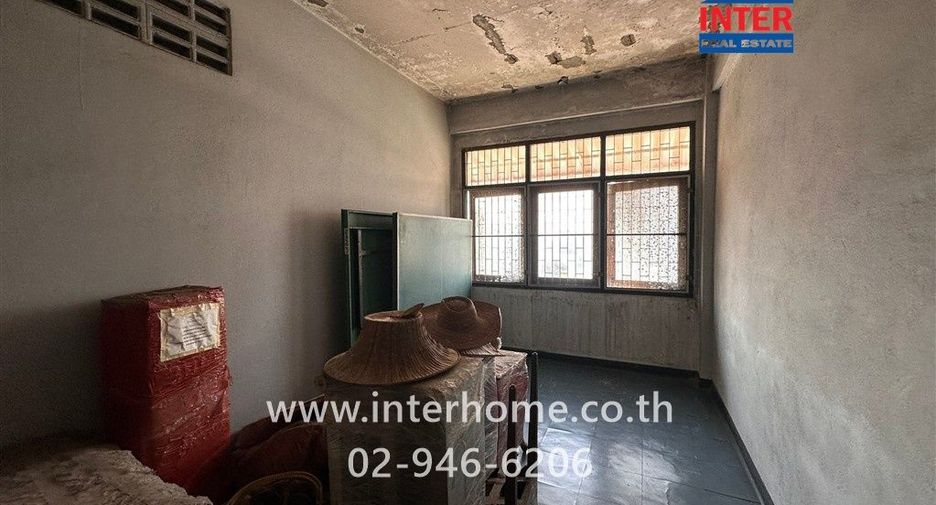 Продажа 3 спальни торговое помещение в Pak Kret, Нонтабури