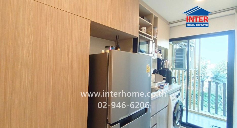 For sale 1 bed condo in Phra Khanong, Bangkok