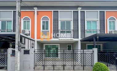 For sale 3 bedrooms townhouse in Lat Krabang, Bangkok