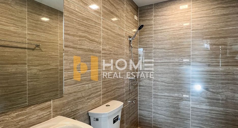 For sale 3 bedrooms townhouse in Lat Krabang, Bangkok