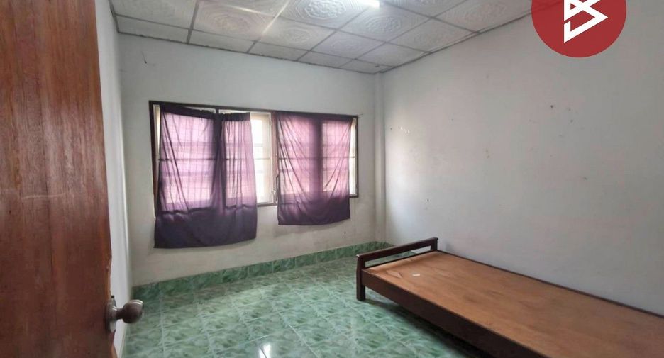 Casa adosada en venta de 2 habitaciones en Mueang Chon Buri, Chonburi