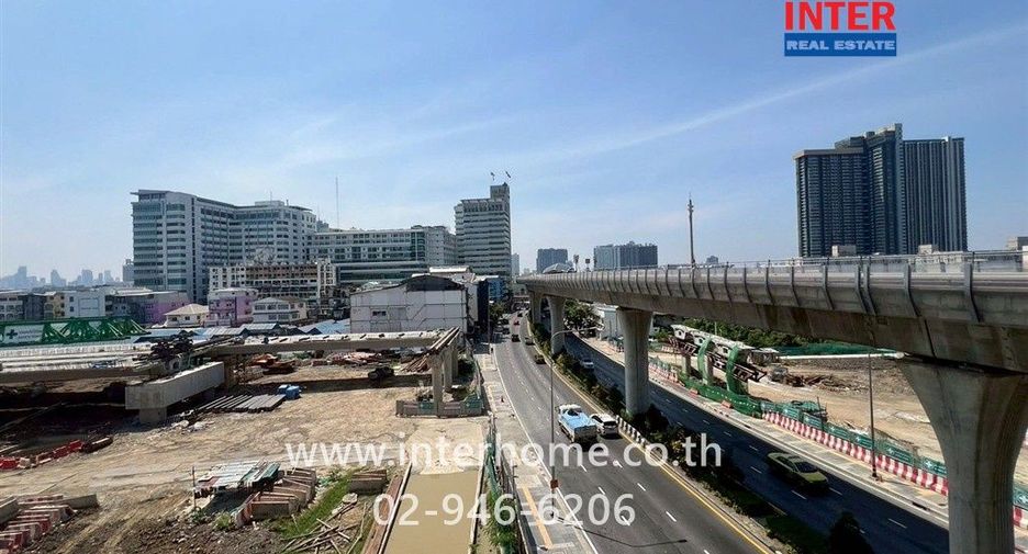 Oficina en alquiler y en venta de 4 habitaciones en Bang Phlat, Bangkok
