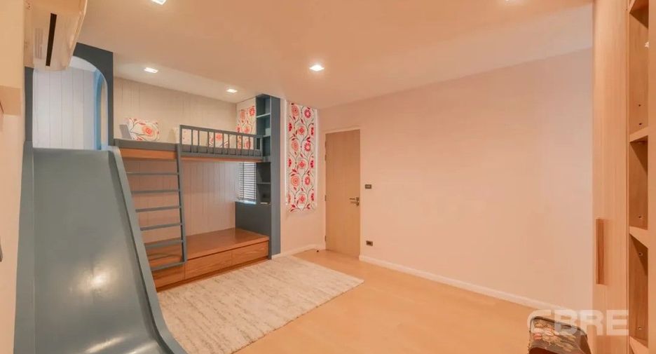 For rent and for sale 3 bedrooms house in Bang Kapi, Bangkok