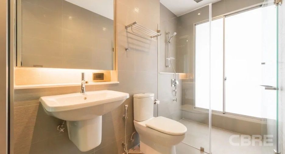 For rent and for sale 3 bedrooms house in Bang Kapi, Bangkok