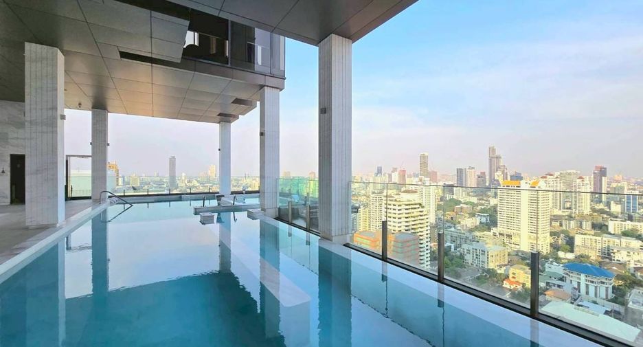 Wohnung zur Miete und zum Kauf mit 2 Zimmer in Khlong Toei, Bangkok