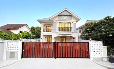 For sale 4 bedrooms house in Bang Khae, Bangkok