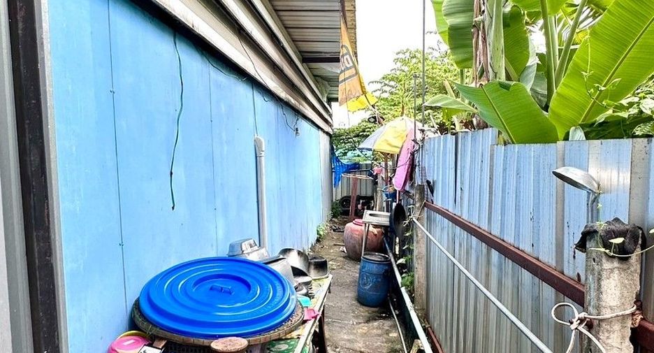For sale land in Mueang Samut Prakan, Samut Prakan