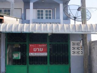 出售 2 卧室 联排别墅 在 Mueang Samut Sakhon, Samut Sakhon