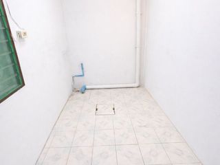 出售 2 卧室 联排别墅 在 Mueang Samut Sakhon, Samut Sakhon