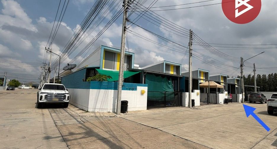 For sale 2 bedrooms townhouse in Ban Pho, Chachoengsao