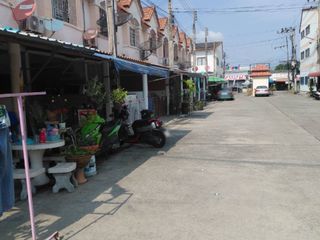 Продажа 2 спальни таунхаус в Mueang Chon Buri, Чонбури