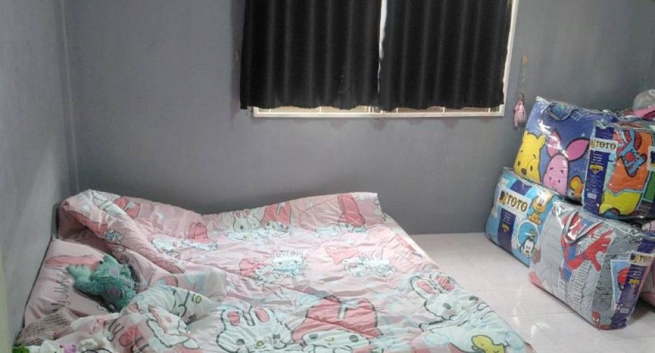 Продажа 2 спальни таунхаус в Mueang Chon Buri, Чонбури