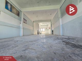 For sale 3 bedrooms retail Space in Lat Krabang, Bangkok