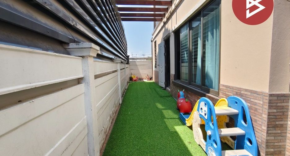 For sale 3 bedrooms house in Sam Phran, Nakhon Pathom