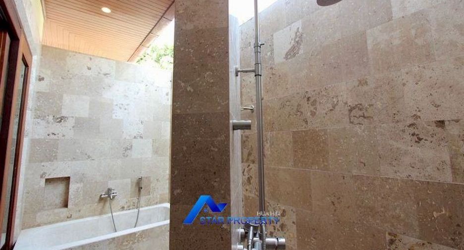 For sale 7 bedrooms villa in Sam Roi Yot, Prachuap Khiri Khan