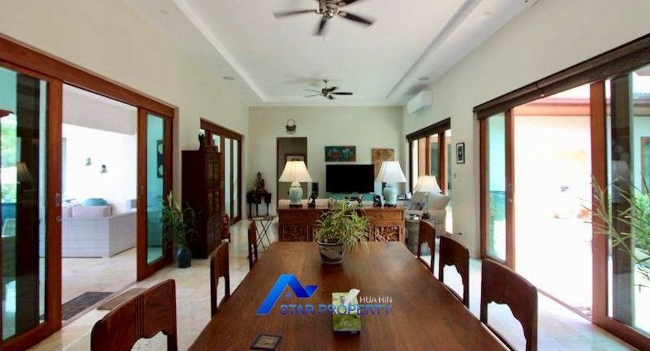 For sale 7 bedrooms villa in Sam Roi Yot, Prachuap Khiri Khan