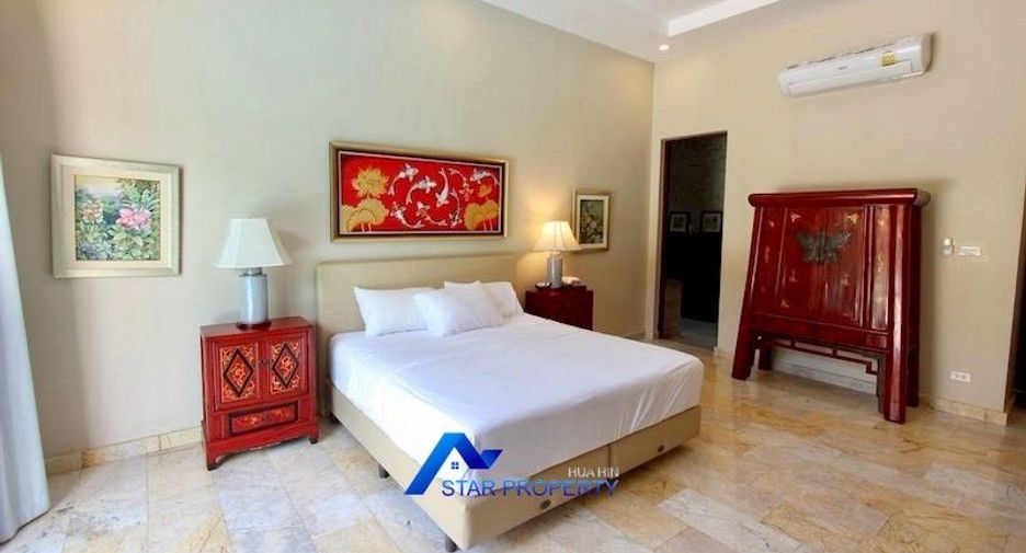 For sale 7 bedrooms villa in Sam Roi Yot, Prachuap Khiri Khan
