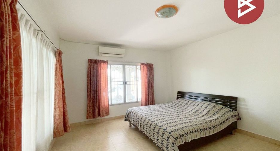 For sale 4 bedrooms house in Thanyaburi, Pathum Thani