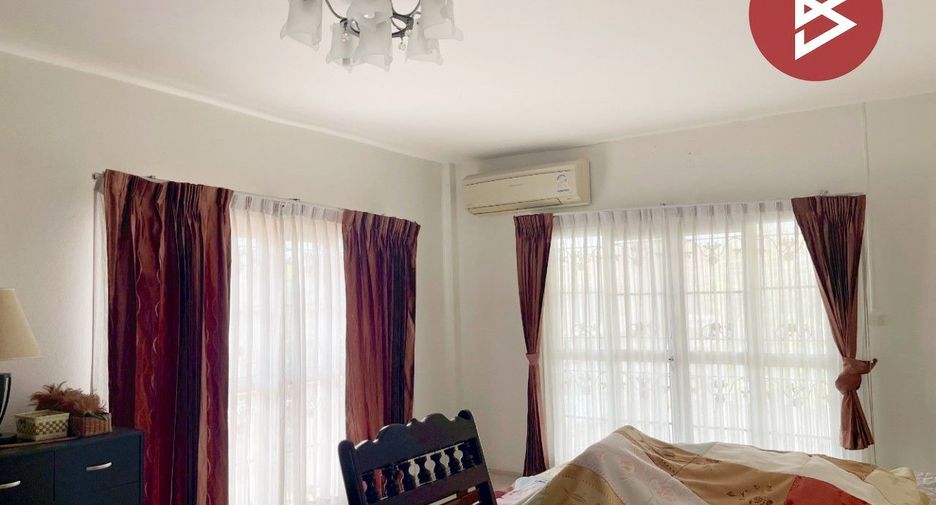 For sale 4 bedrooms house in Thanyaburi, Pathum Thani