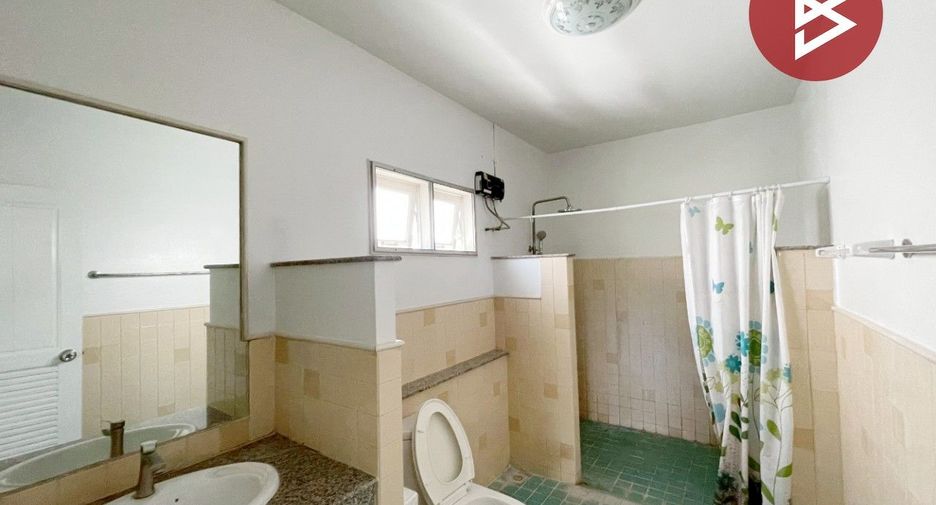 For sale 4 bedrooms house in Thanyaburi, Pathum Thani