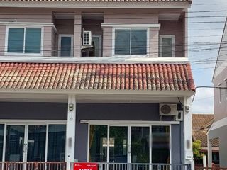 For sale 2 bedrooms townhouse in Mueang Nakhon Si Thammarat, Nakhon Si Thammarat