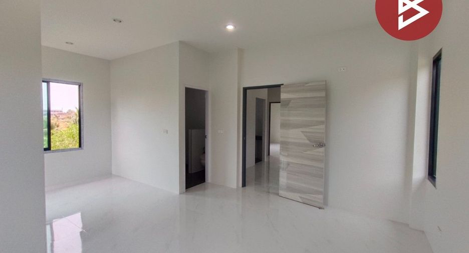 For sale 3 bedrooms house in Mueang Trat, Trat