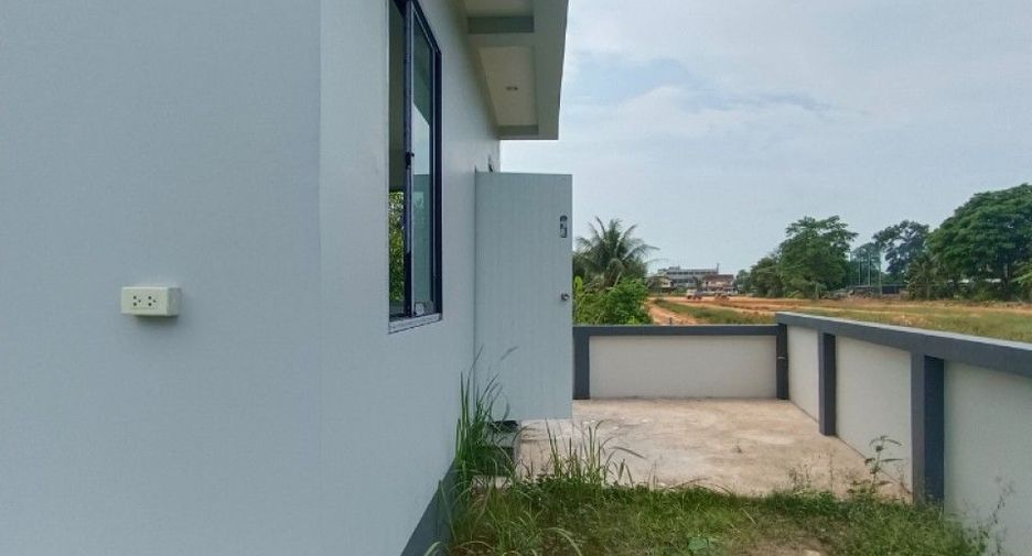 For sale 3 bedrooms house in Mueang Trat, Trat