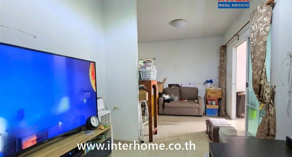 Casa adosada en venta de 3 habitaciones en Mueang Pathum Thani, Pathum Thani