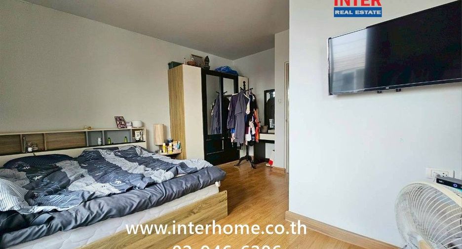 Casa adosada en venta de 3 habitaciones en Mueang Pathum Thani, Pathum Thani