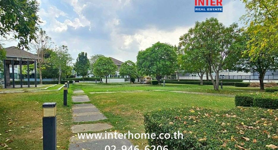 Casa adosada en venta de 3 habitaciones en Mueang Pathum Thani, Pathum Thani