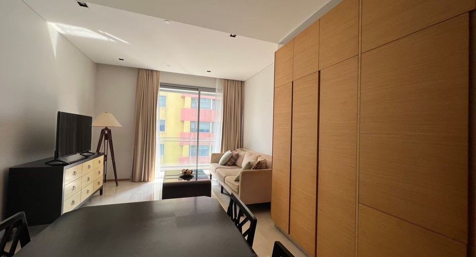 For rent 1 bed condo in Sathon, Bangkok
