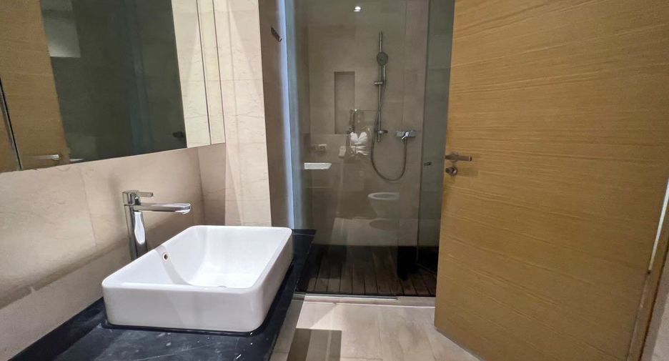 For rent 1 bed condo in Sathon, Bangkok