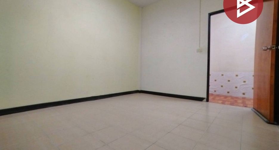 出售 2 卧室 联排别墅 在 Mueang Nakhon Ratchasima, Nakhon Ratchasima