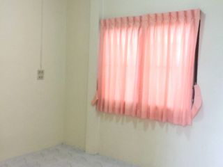 Casa en venta de 2 habitaciones en Nong Chok, Bangkok