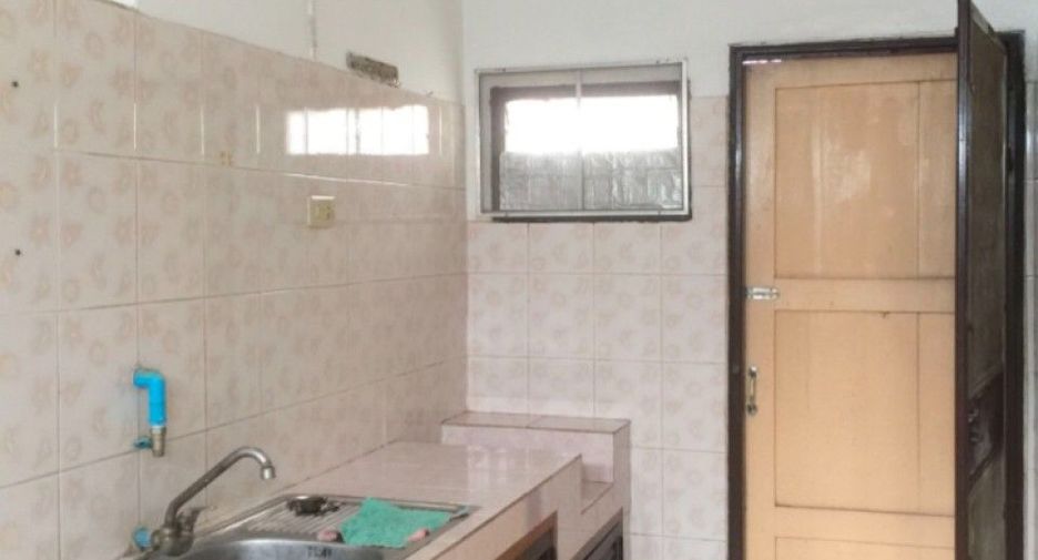 À vendre 2 chambres maison à Nong Chok, Bangkok