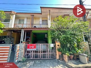 For sale 4 bedrooms townhouse in Mueang Samut Sakhon, Samut Sakhon