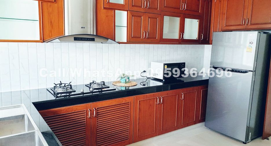 For rent 2 bedrooms condo in Khlong Toei, Bangkok